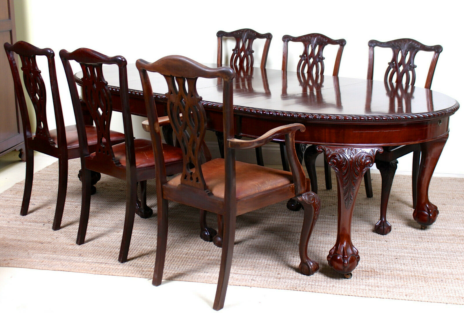 Antique Iak Dining Room Table And Chairs